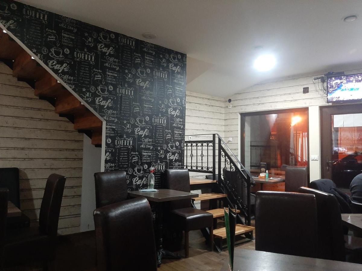Bed&Breakfast Intermezzo Caffe Kikinda Екстер'єр фото