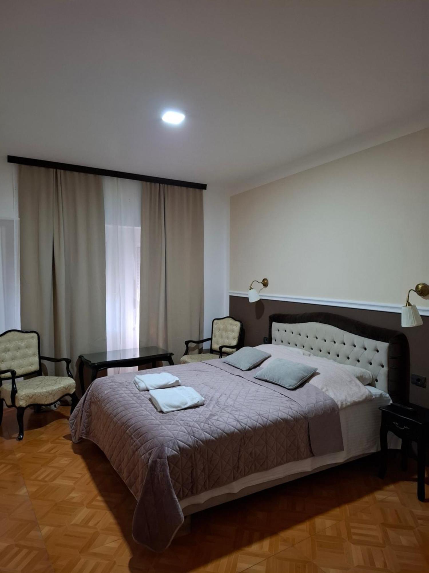 Bed&Breakfast Intermezzo Caffe Kikinda Екстер'єр фото