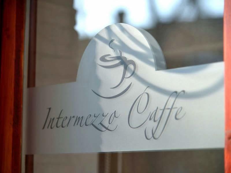 Bed&Breakfast Intermezzo Caffe Kikinda Екстер'єр фото
