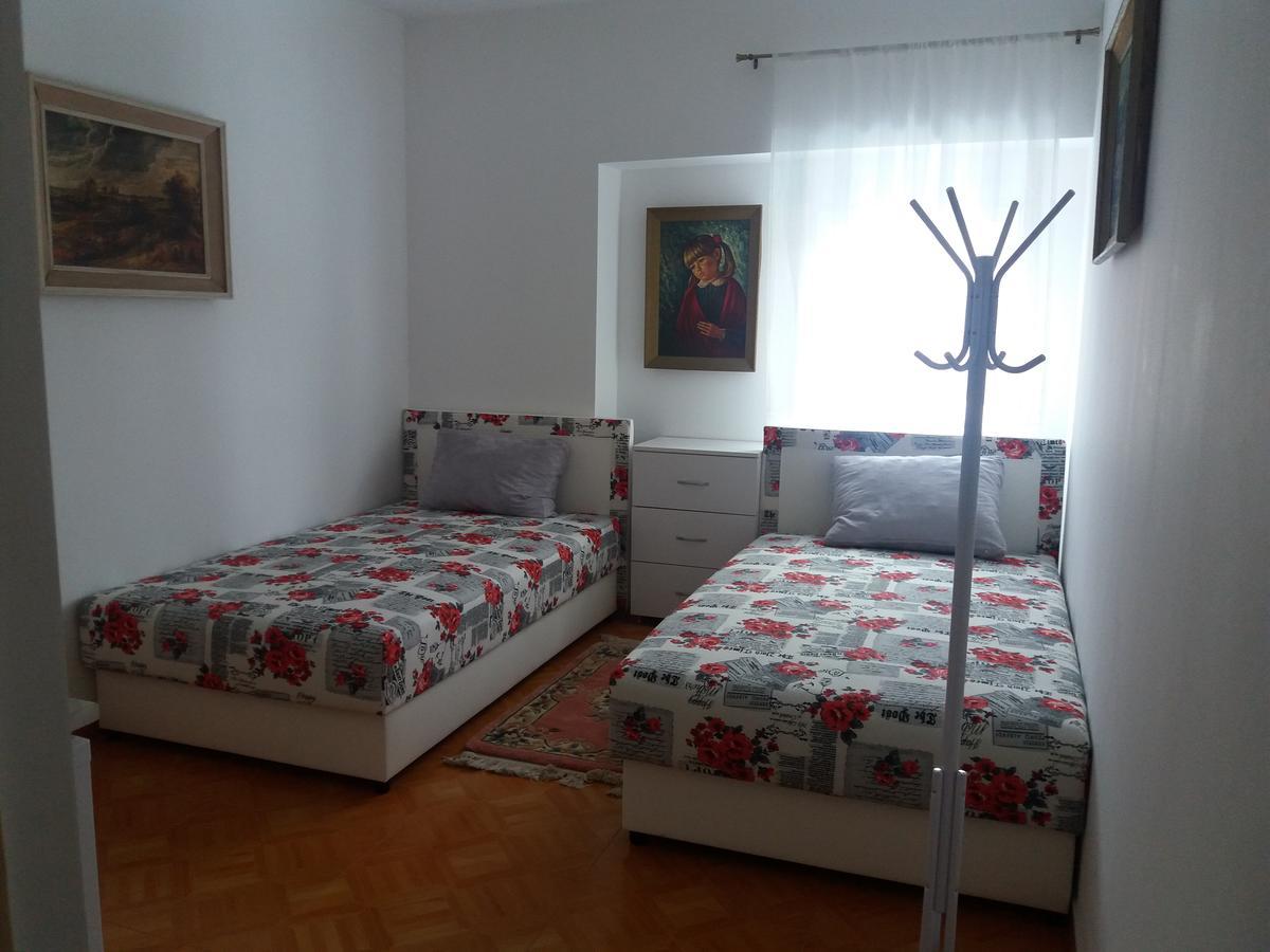 Bed&Breakfast Intermezzo Caffe Kikinda Екстер'єр фото