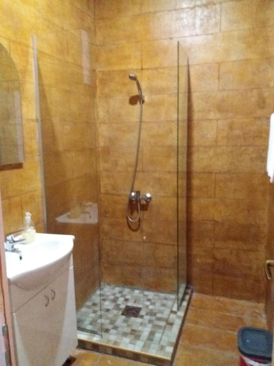 Bed&Breakfast Intermezzo Caffe Kikinda Екстер'єр фото
